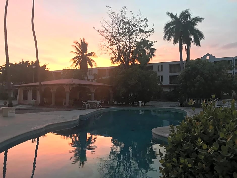 Hotel las hamacas