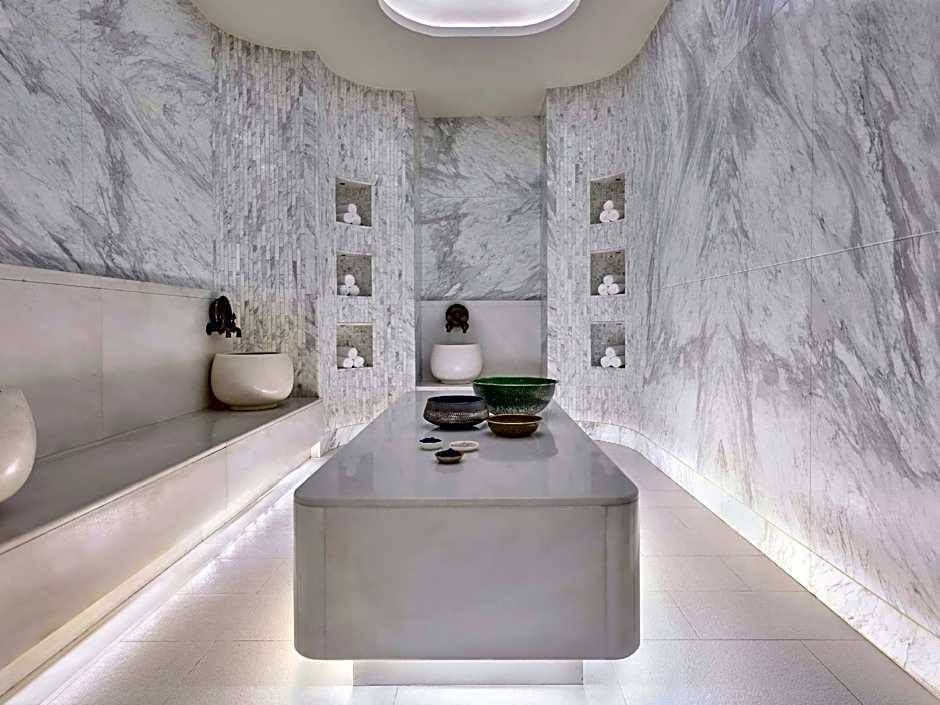 Fairmont Quasar Istanbul Hotel