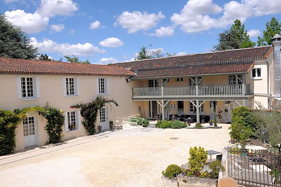 Logis Hôtel Restaurant L'Essille