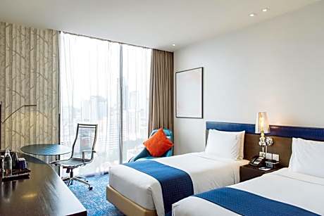 Standard Twin Room with City View