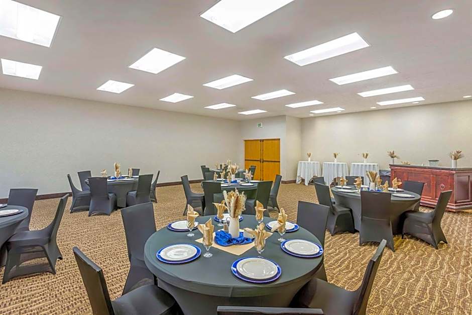 Comfort Suites Ogden Conference Center