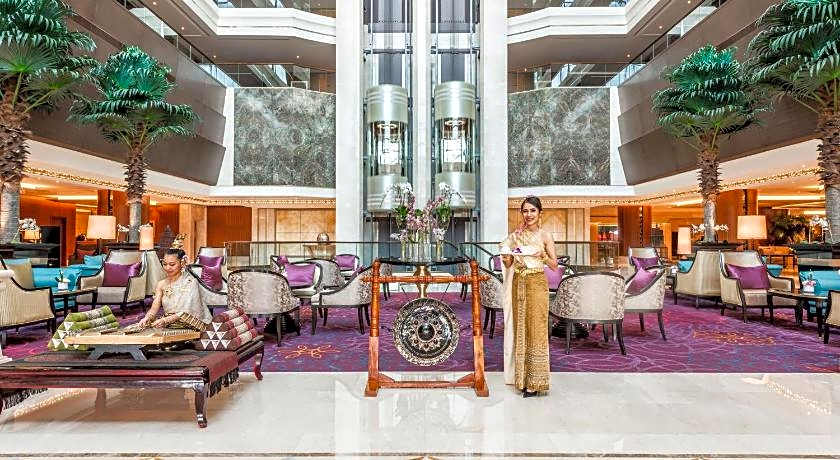 Dusit Thani Abu Dhabi Hotel