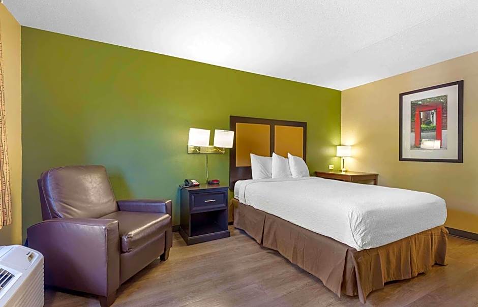 Extended Stay America Select Suites - Chesapeake - Churchland Blvd.