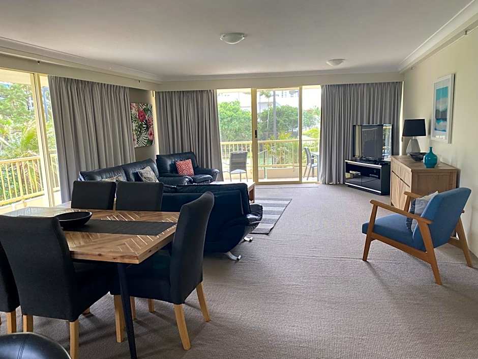 Contessa Holiday Apartments