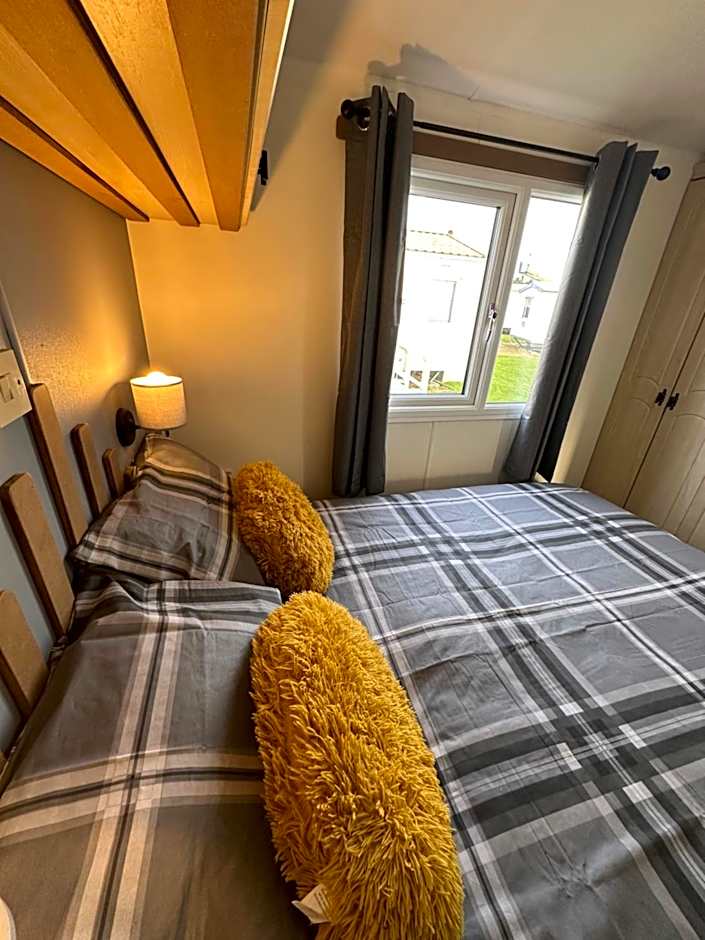 8 berth Waterside Ingoldmells V8 Santanavan 3