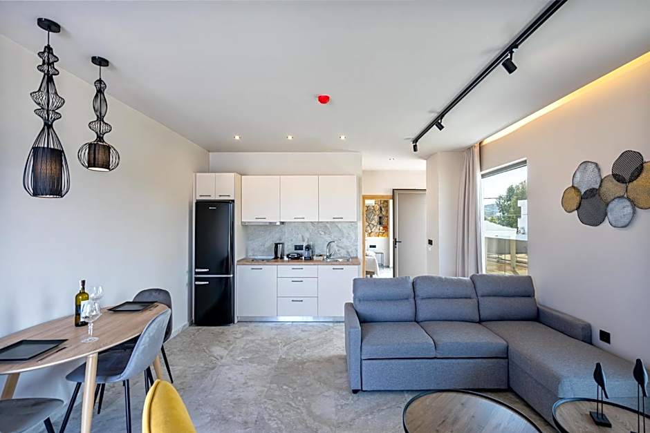 Pathos SeaSide Suites