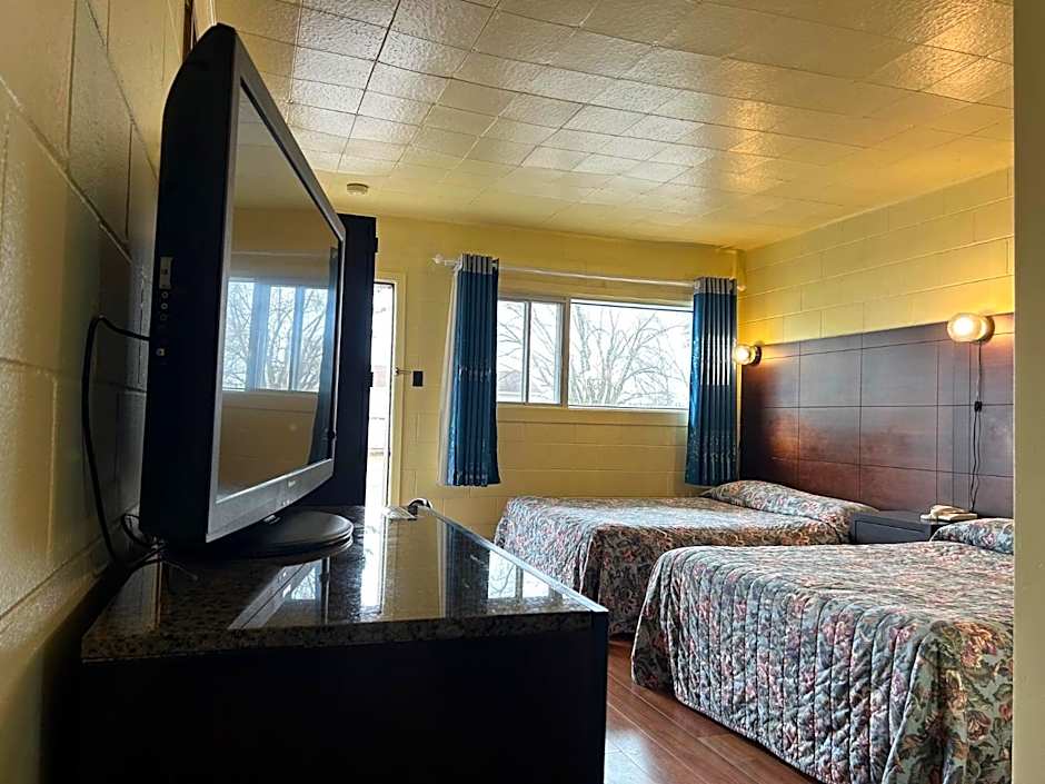 Motel R-100