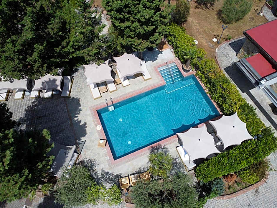 Hotel Villa Cesi