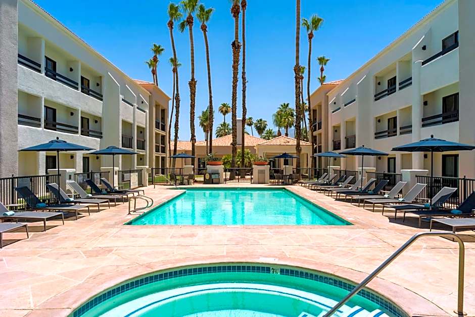 Courtyard by Marriott Palm Springs