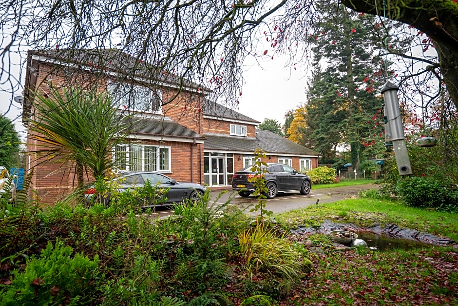 Oakcroft Guest House Manchester Airport