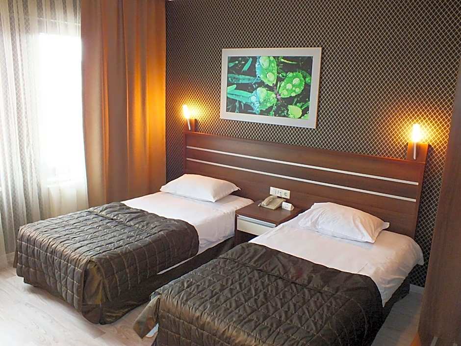 Lifos Hotel