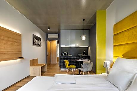 R31 Residence