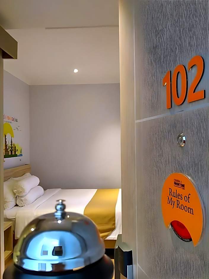 Central Front One Inn Jakarta Airport