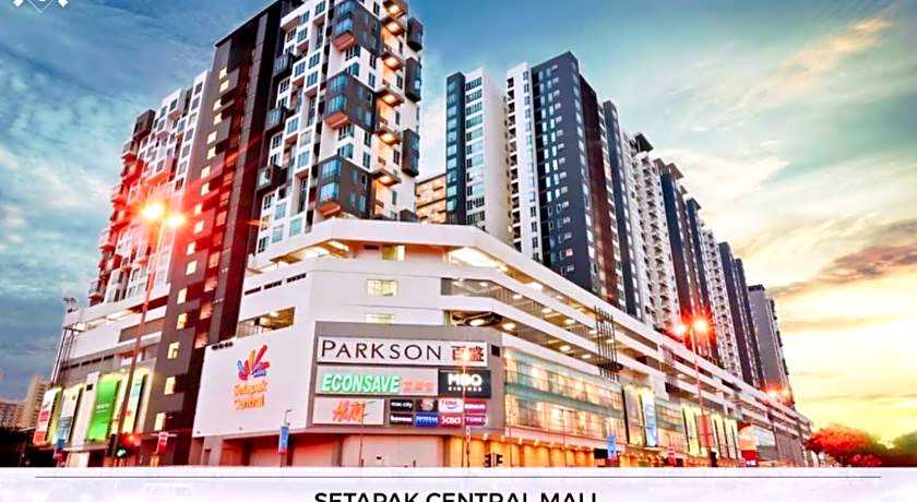 Smile Hotel Danau Kota