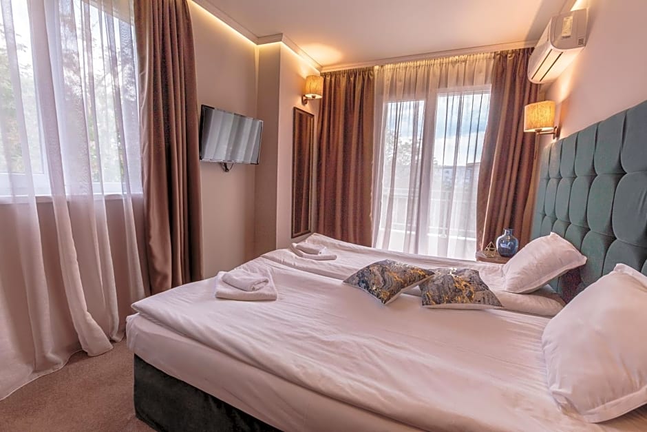 Хотел МИКАДО - онлайн self check-in