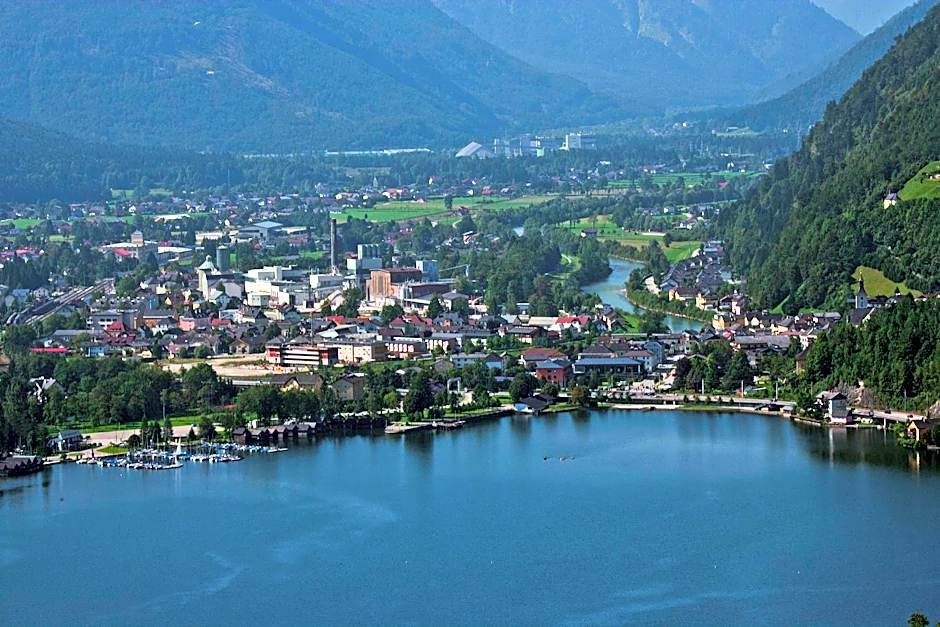 Landhotel Post Ebensee am Traunsee ***S