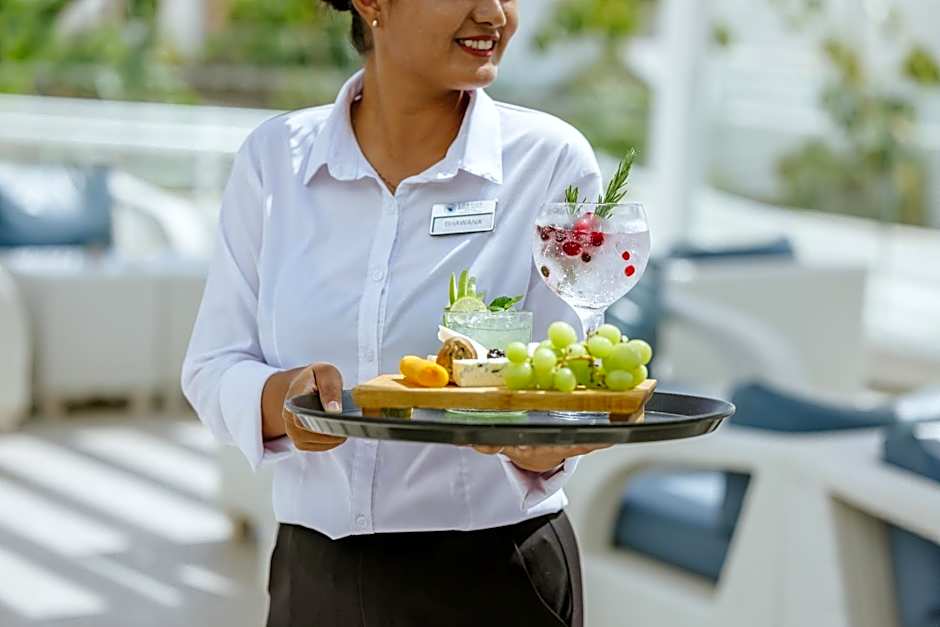 Lordos Beach Hotel & Spa