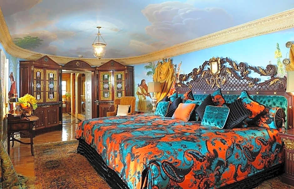 Photo 1 of 2 of Master Suite