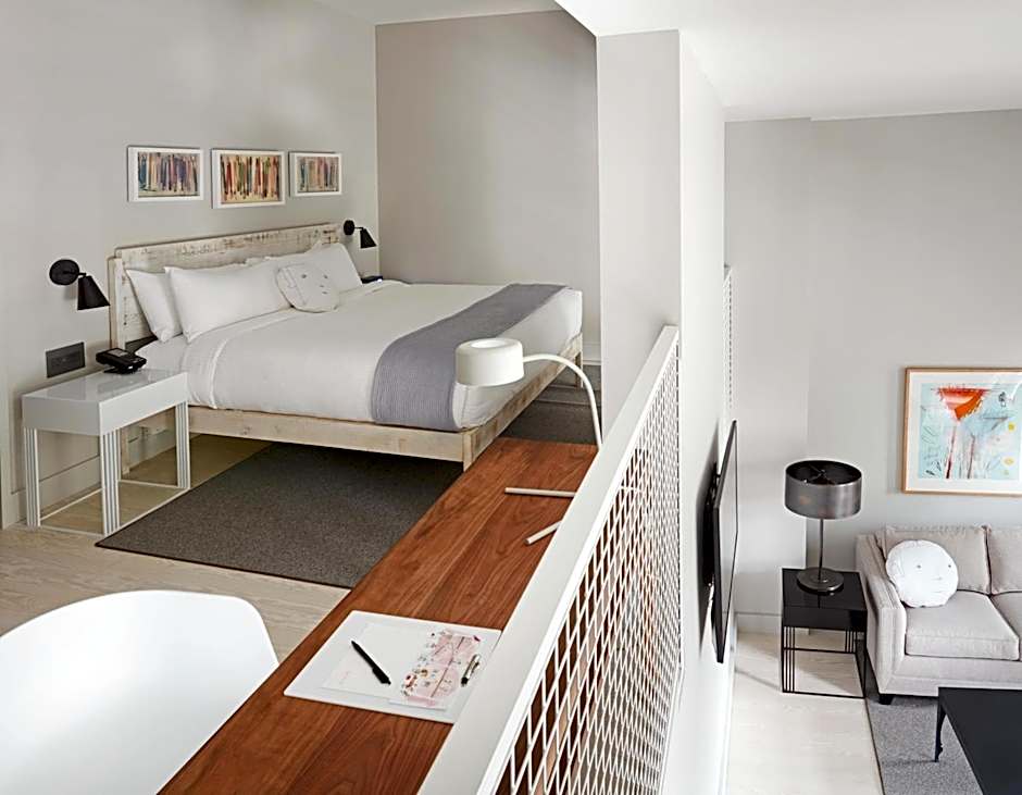 Photo 1 of 4 of Loft