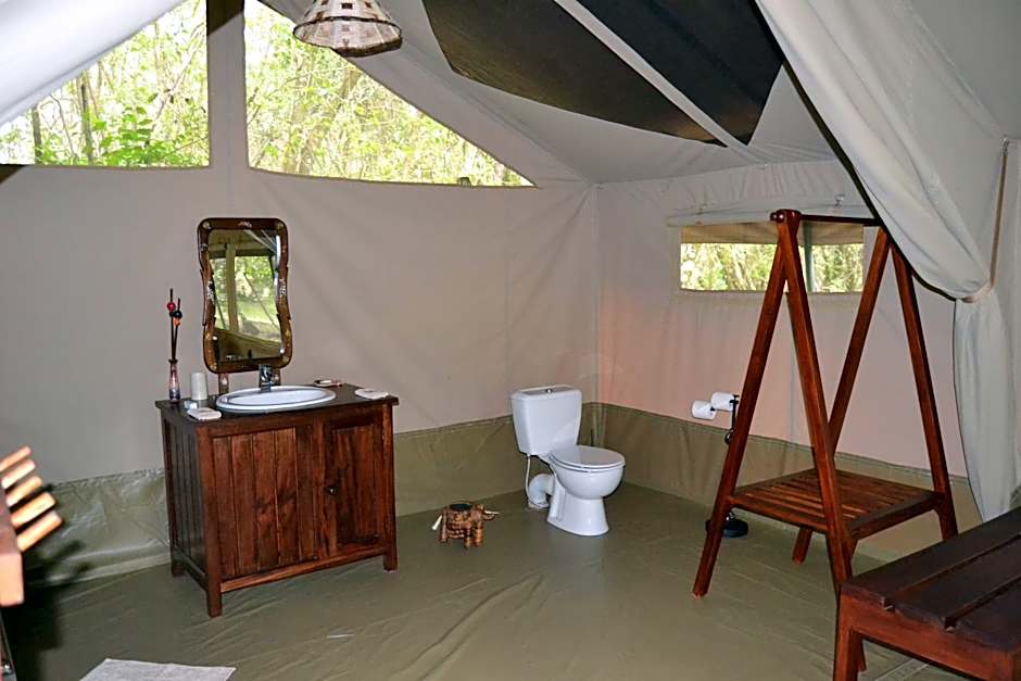 Mara River Camp