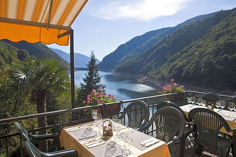 Hotel Al Lago