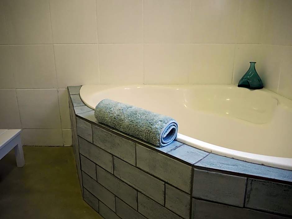 African Breeze Guesthouse