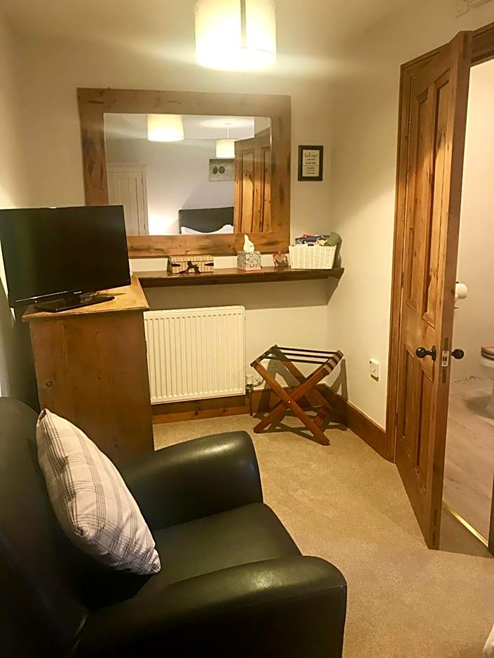Photo 1 of 4 of Double Room