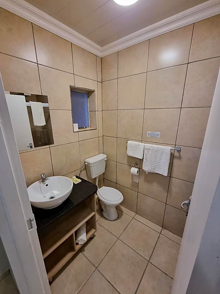 Barons Galley & Lodge