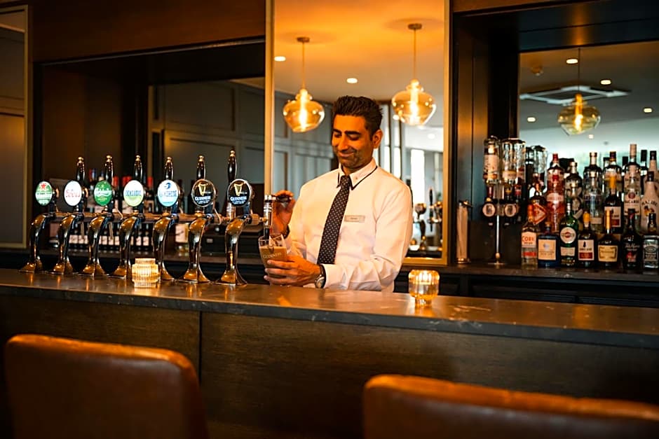 Aspect Hotel Park West