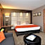 Best Western Plus Delta Park Hotel