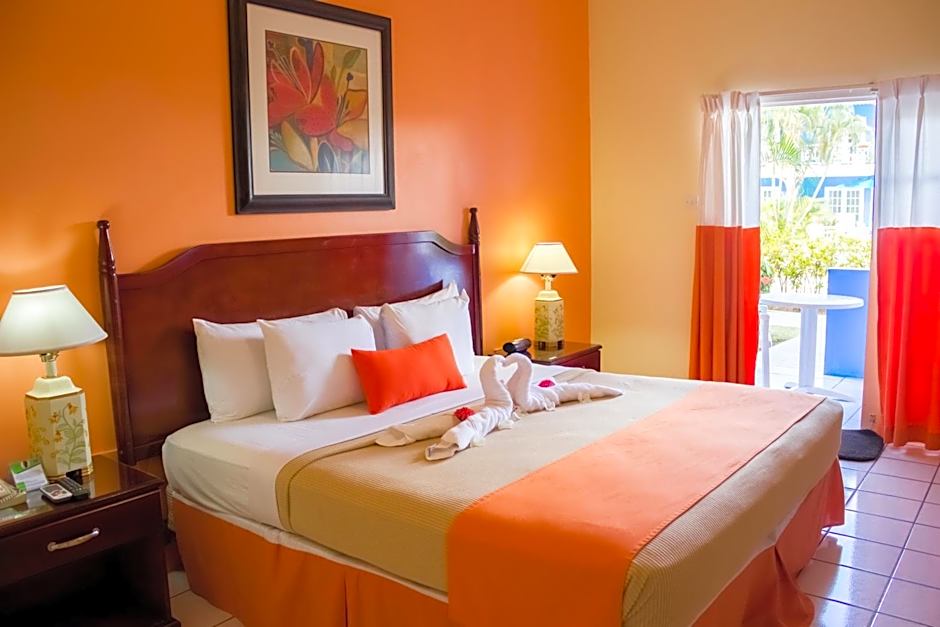 Bay Gardens Inn