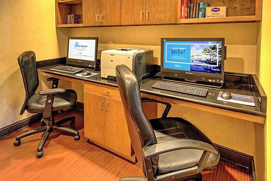 Hampton Inn By Hilton Elizabeth City