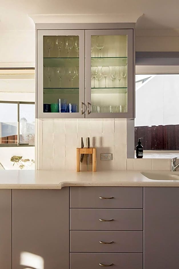 Beachfront Paradise in Opossum Bay