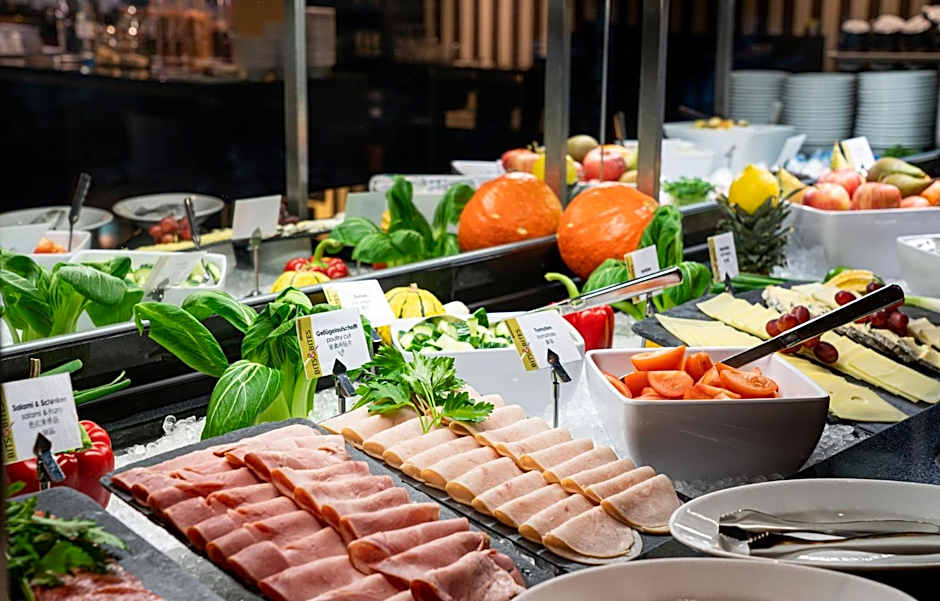 Holiday Inn Zurich Messe By IHG
