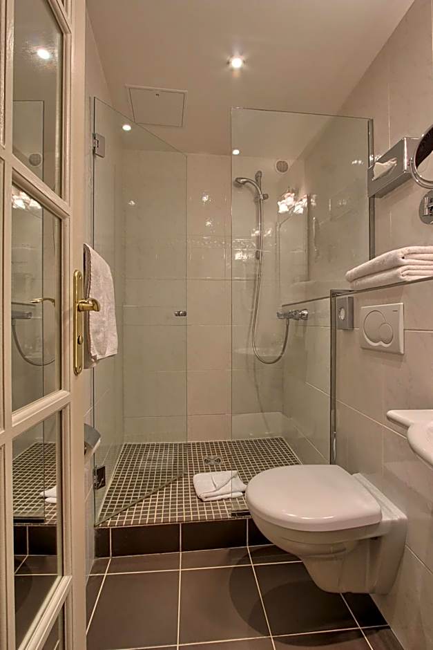 Timhotel Tour Montparnasse
