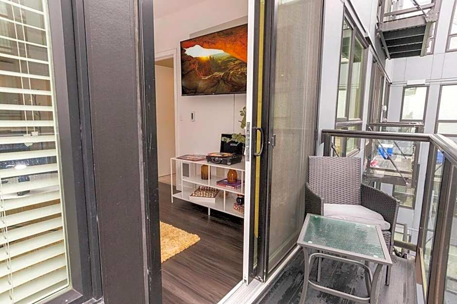 Self Check-in-washer-dryer-4ksmart Tv-king Bed-gym