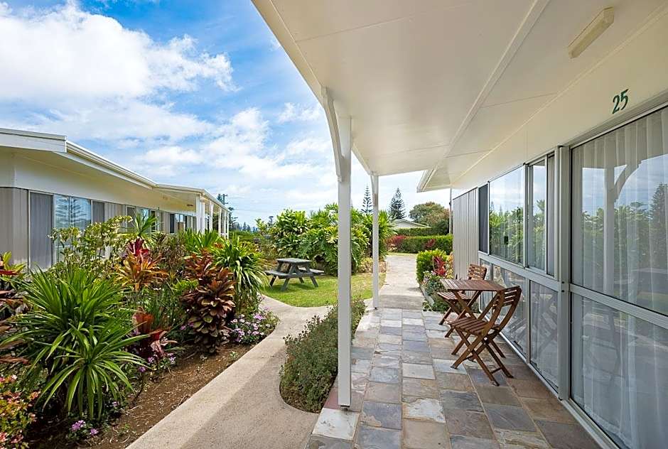 Hibiscus Regal Apartments