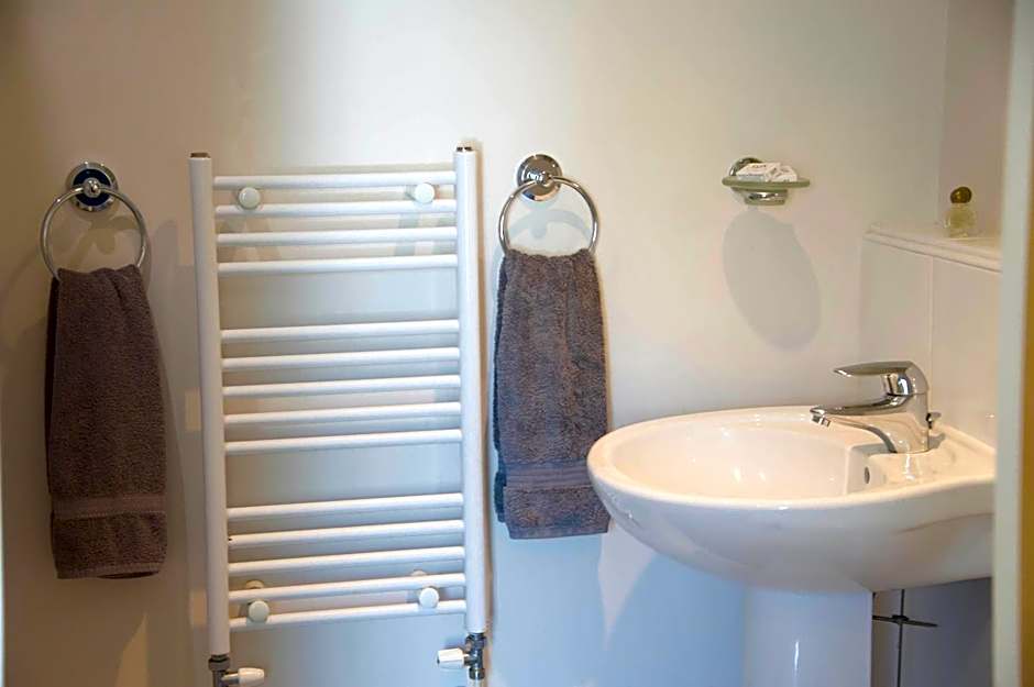 Rose and Crown Hotel