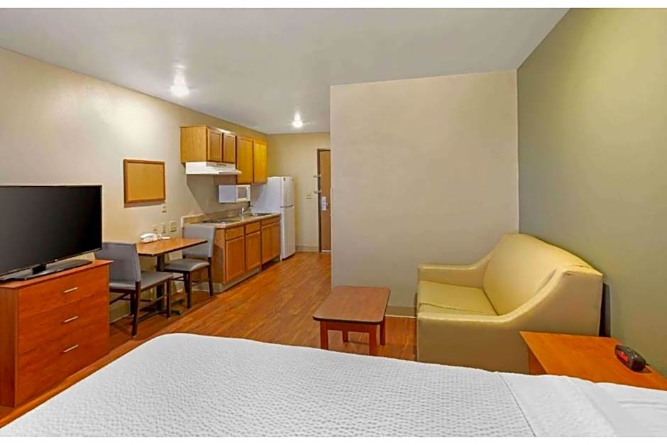 Studio 6 Extended Stay Birmingham Pelham AL