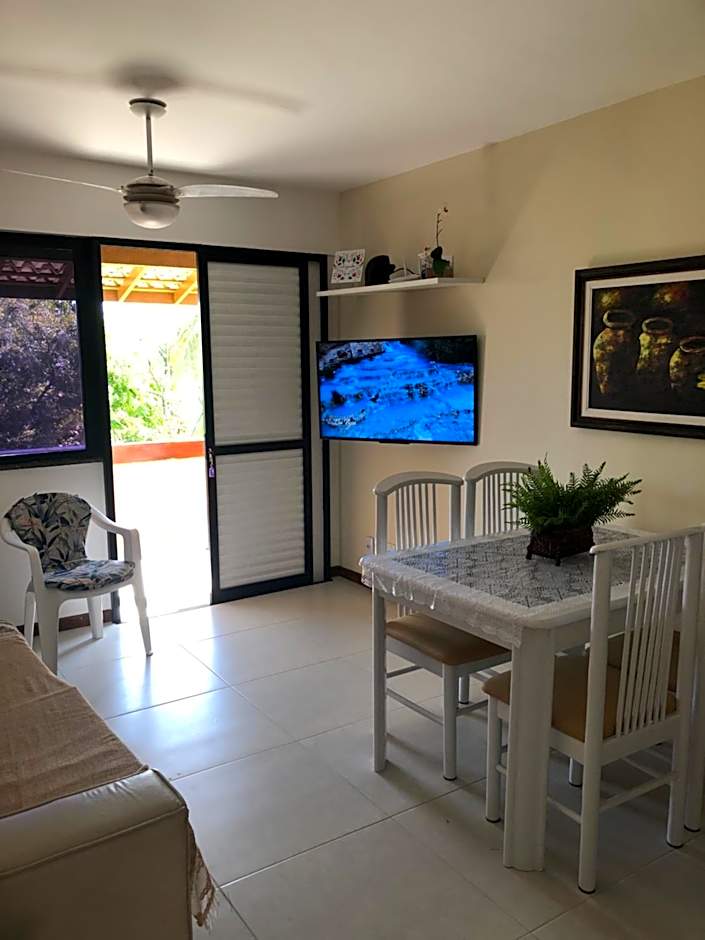 2 Suítes, Guarajuba, piscina frente mar