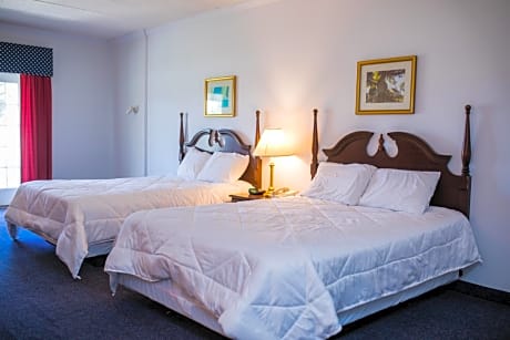 Standard Suite - Two Queen Beds