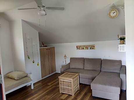 Awesome apartment in Zadarska županija w/ 