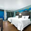 Red Roof PLUS & Suites Virginia Beach - Seaside