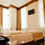Hotel Argjiro