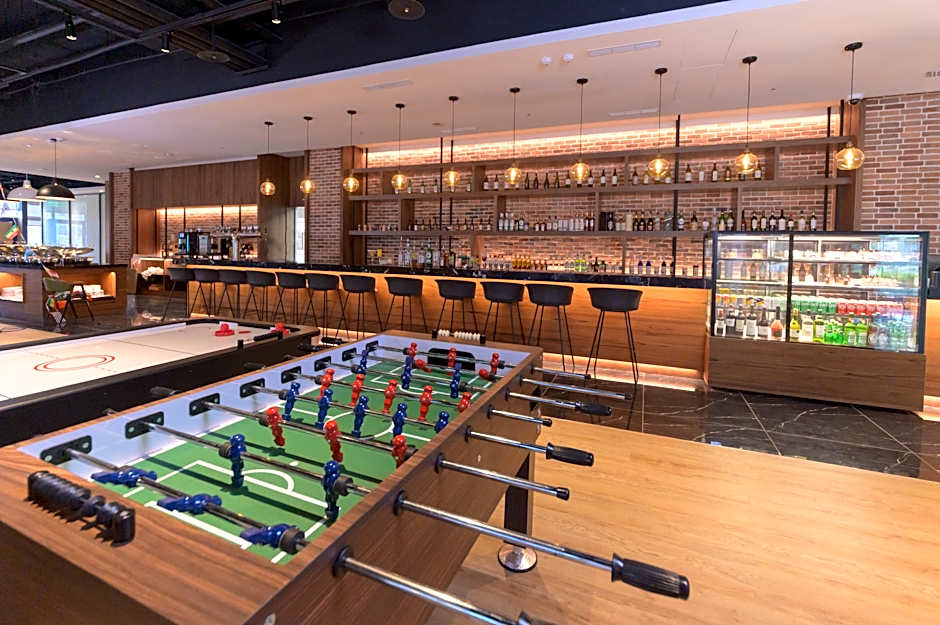 JANDA Golden Tulip Hotel