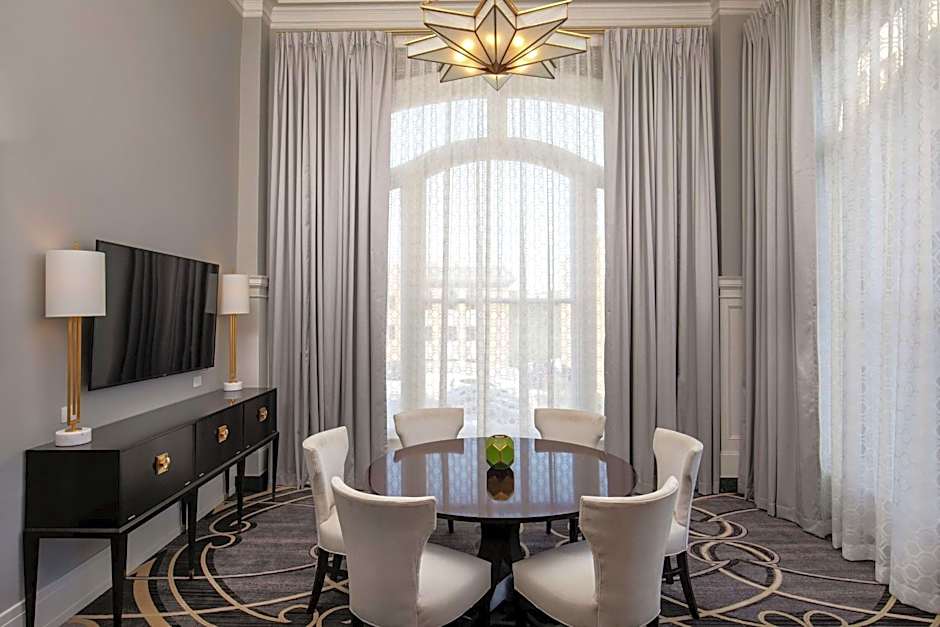 The Virginian Lynchburg, Curio Collection By Hilton