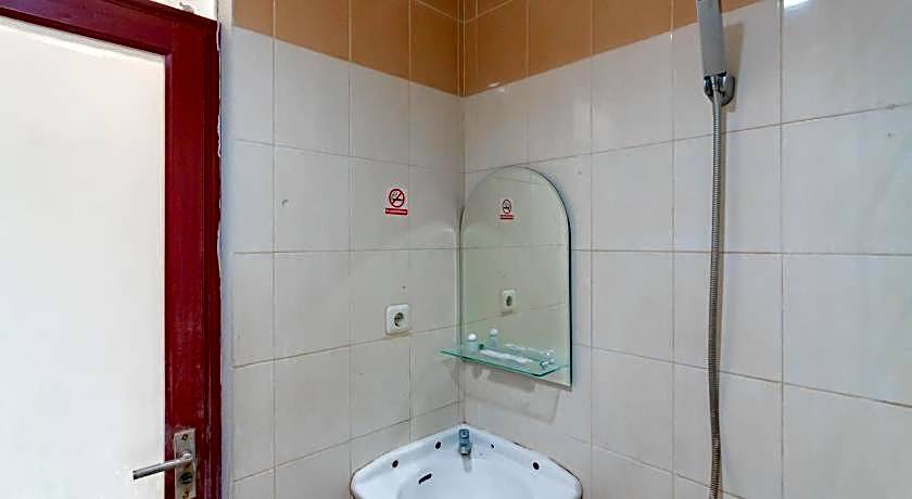 Urbanview Hotel Grand Malabar Bandung by RedDoorz