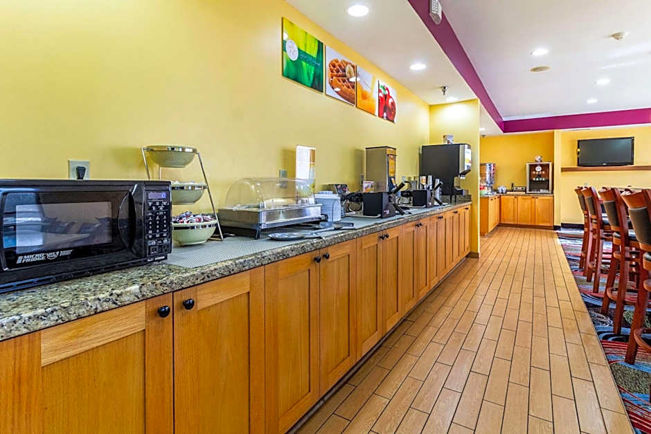 Quality Inn Texas City I-45