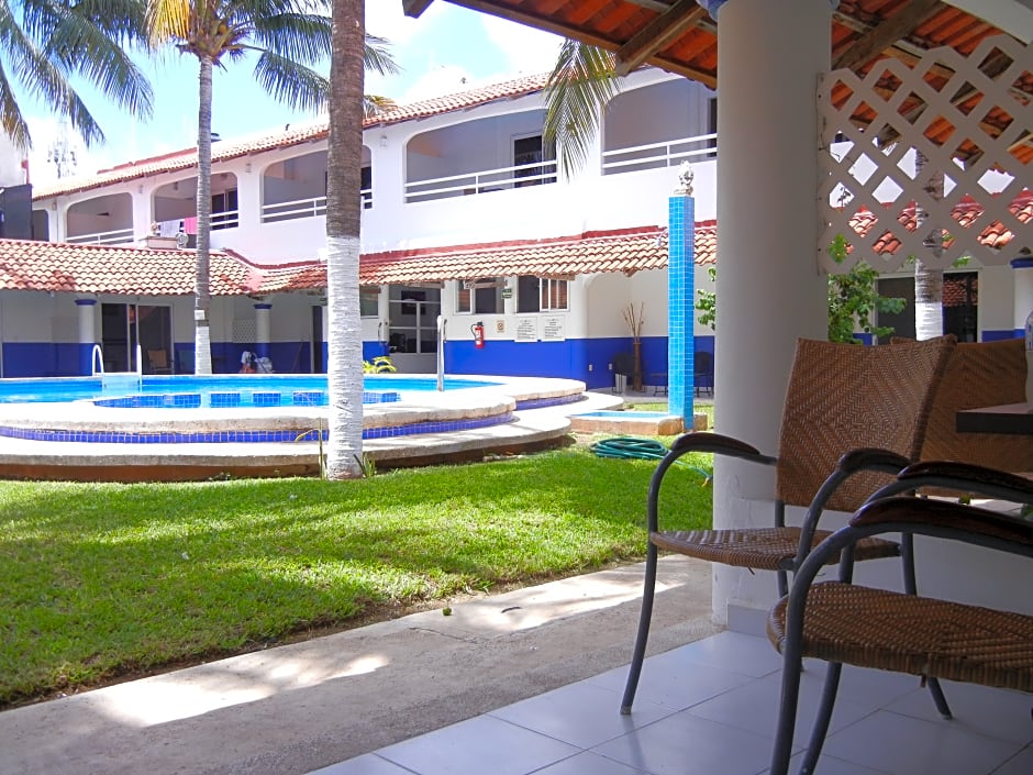 Hotel Plaza Almendros