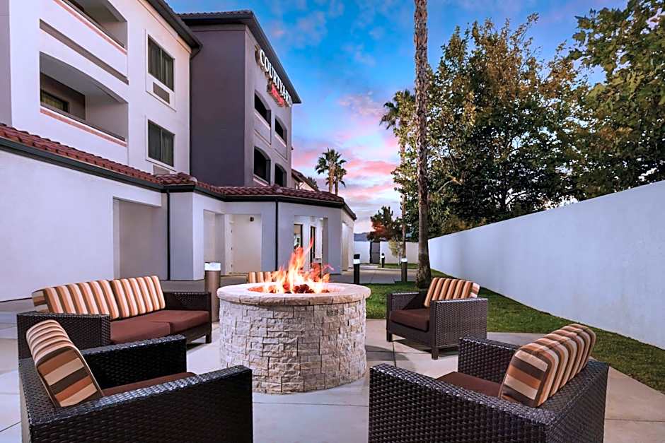 Courtyard by Marriott Palmdale